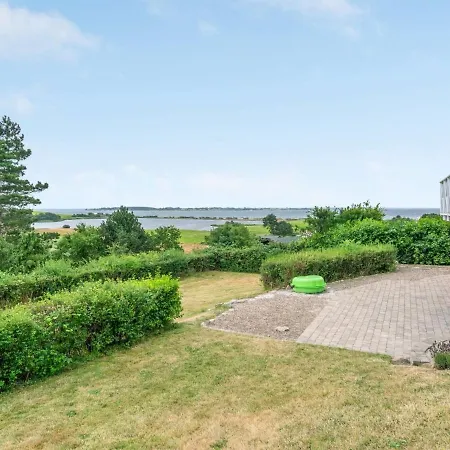 Chayton - 450m From The Sea In Funen By Interhome