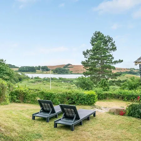 Chayton - 450m From The Sea In Funen By Interhome