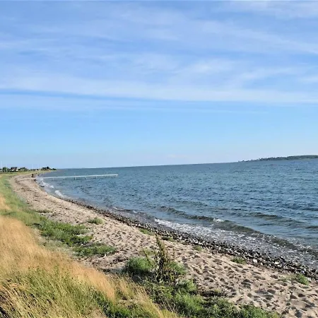Holiday home Chayton - 450m From The Sea In Funen By Interhome